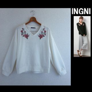 イング(INGNI)の新品★INGNIイング★胸刺繍 TOPS ★オフホワイト(カットソー(長袖/七分))