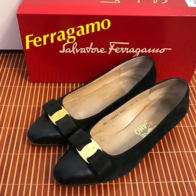 みおぷさま専用イタリー製 Ferragamo VARA 2種類レザーコンビタイプ