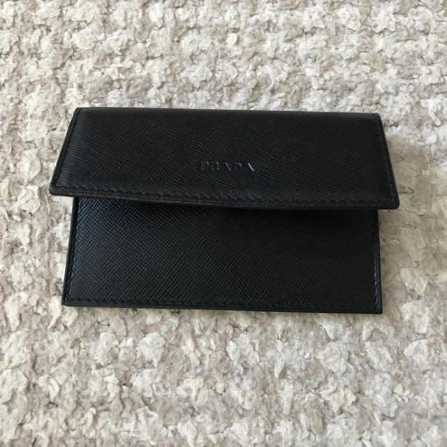 PRADA(プラダ)のＥＹ0914830様専用新品プラダ名刺入れ メンズのファッション小物(名刺入れ/定期入れ)の商品写真