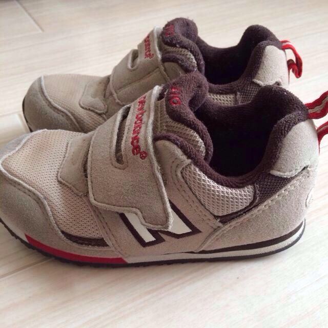 New Balance(ニューバランス)のニューバランス 15cm ベージュ キッズ/ベビー/マタニティのキッズ靴/シューズ(15cm~)(その他)の商品写真