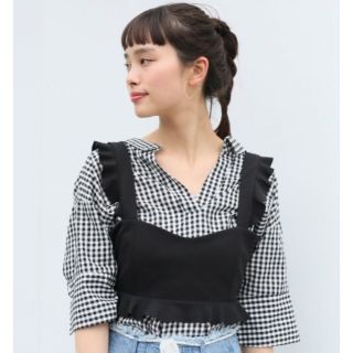 ローリーズファーム(LOWRYS FARM)のLOWRYS FARM ♡ 完売商品 フリルビスチェ ブラック(キャミソール)