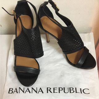 バナナリパブリック(Banana Republic)のBANANA REPUBLIC サンダル(黒)(サンダル)