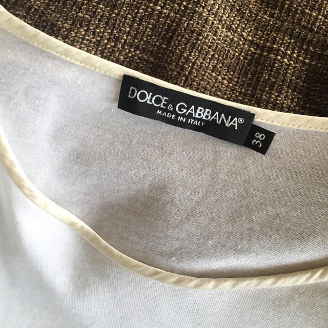 DOLCE&GABBANA(ドルチェアンドガッバーナ)の超美品✨Dolce&GabbanaシンプルTシャツ レディースのトップス(Tシャツ(半袖/袖なし))の商品写真