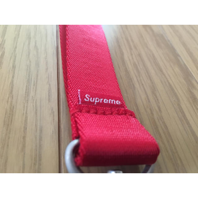 Supreme(シュプリーム)のsupreme ランヤード スマホ/家電/カメラのスマホアクセサリー(ネックストラップ)の商品写真