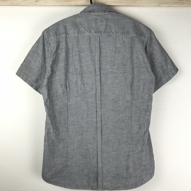 VANQUISH(ヴァンキッシュ)の美品 VANQUISH ヴァンキッシュ 半袖シャツ グレー サイズS メンズのトップス(シャツ)の商品写真