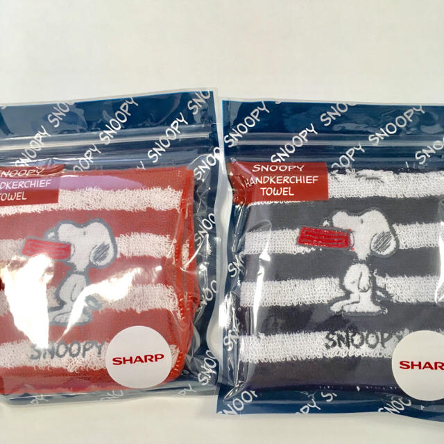 SNOOPY(スヌーピー)の値下げ‼️SHARP✖︎スヌーピーハンドタオル エンタメ/ホビーのアニメグッズ(タオル)の商品写真