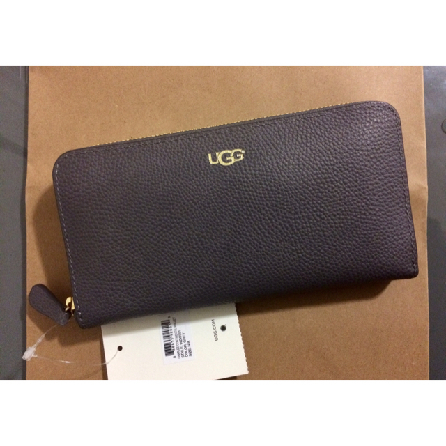 Sale!  UGG◆長財布 Charlee around wallet