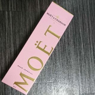 モエエシャンドン(MOËT & CHANDON)のモエ シャンドン ロゼ 箱入り(シャンパン/スパークリングワイン)