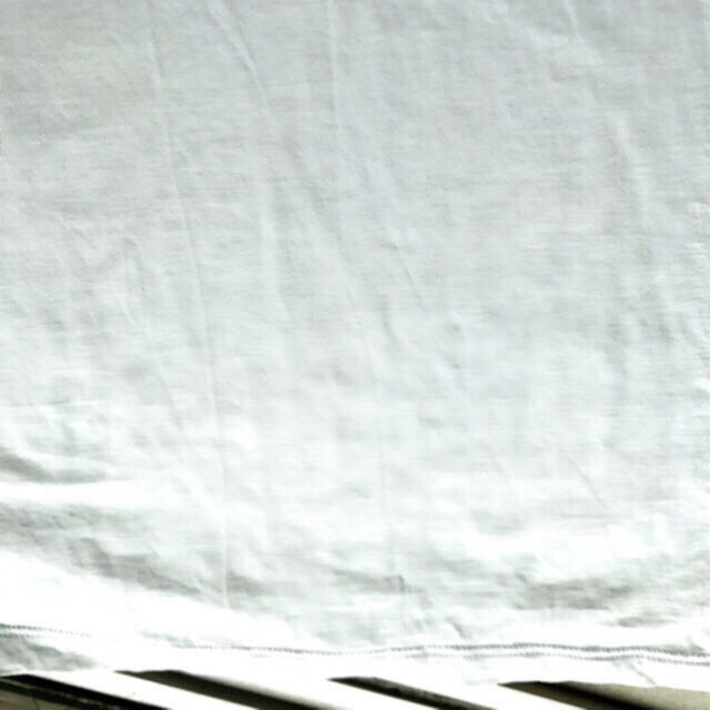 VALENTINO(ヴァレンティノ)の【フジカズ様専用】VALENTINO ヴァレンティノ ロックスタッズ Tシャツ メンズのトップス(Tシャツ/カットソー(半袖/袖なし))の商品写真