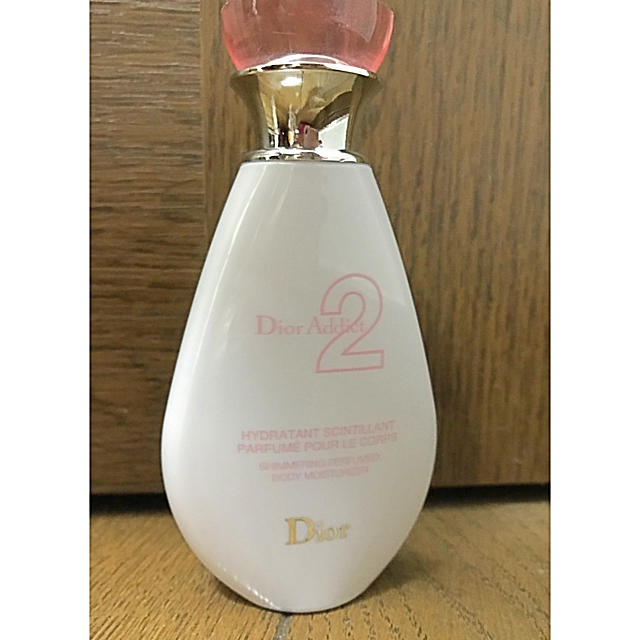 Christian Dior(クリスチャンディオール)のDIOR アディクト2 シマーボディローション 50ml コスメ/美容のボディケア(ボディローション/ミルク)の商品写真