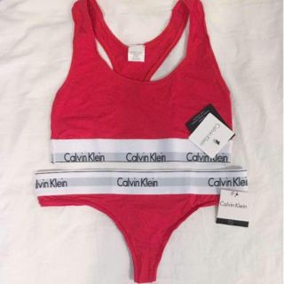 カルバンクライン(Calvin Klein)のCalvinklein ブラ&Tショーツセット 下着(ブラ&ショーツセット)