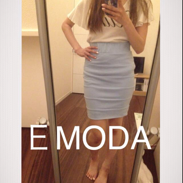 EMODA(エモダ)のEMODA☆タイトスカート レディースのスカート(ひざ丈スカート)の商品写真