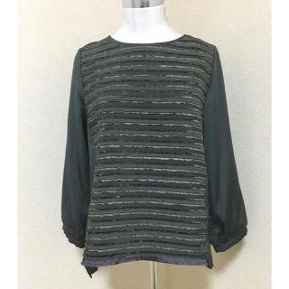 ジュネヴィエーブ(JENEVIEVE)のJENEVIEVE フリンジブラウス グリーン 定価11880円 新品 Mサイズ(シャツ/ブラウス(長袖/七分))