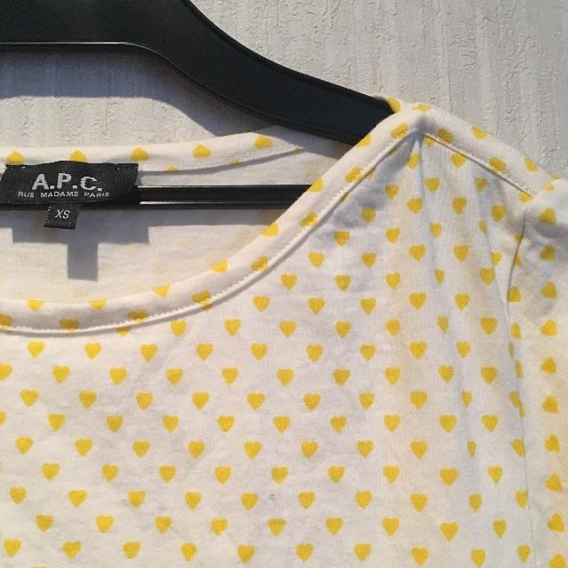 A.P.C(アーペーセー)のA.P.C.ハート柄Ｔシャツ美品アーペーセー レディースのトップス(Tシャツ(半袖/袖なし))の商品写真