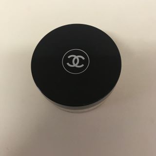 シャネル(CHANEL)のCHANEL プードゥル ユニヴェルセル リーブル 20クレール(フェイスパウダー)