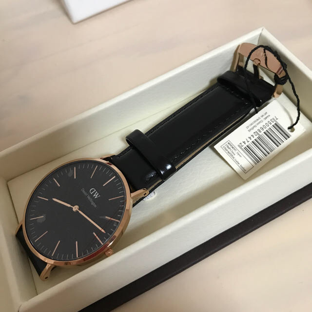 Daniel Wellington(ダニエルウェリントン)のダニエルウェリントン 黒 メンズの時計(腕時計(アナログ))の商品写真