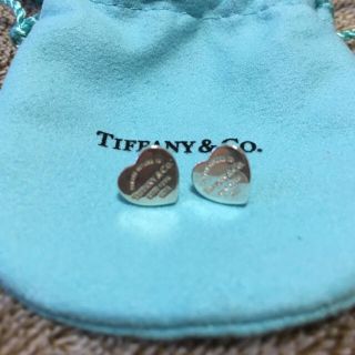 Tiffany リターントゥ　ハートピアス　新品