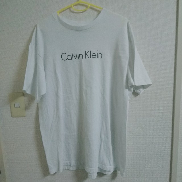 Calvin Klein(カルバンクライン)のCalvin Klein メンズTシャツ まとめ買いで割引き！！ メンズのトップス(Tシャツ/カットソー(半袖/袖なし))の商品写真