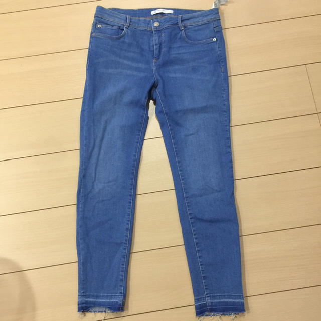 ZARA(ザラ)のZARAスキニー40 レディースのパンツ(スキニーパンツ)の商品写真