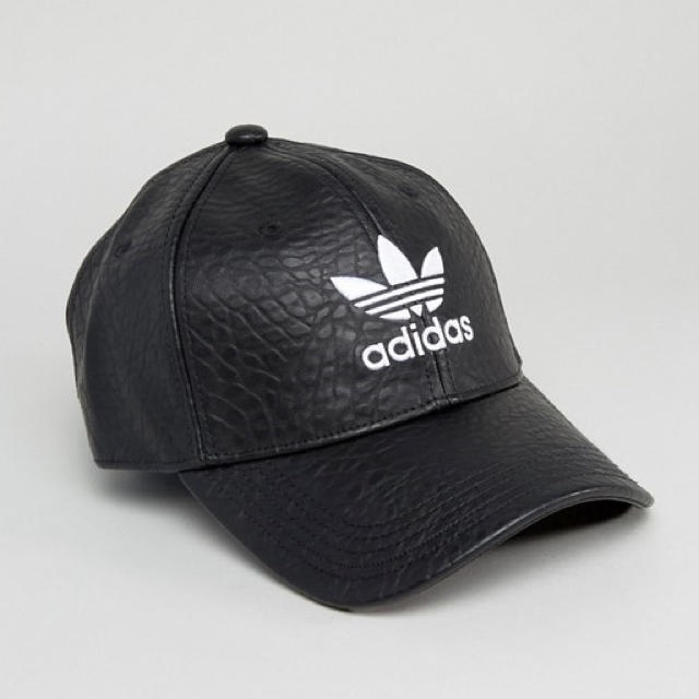 adidas(アディダス)のRen92_hrk_様専用 レディースの帽子(キャップ)の商品写真