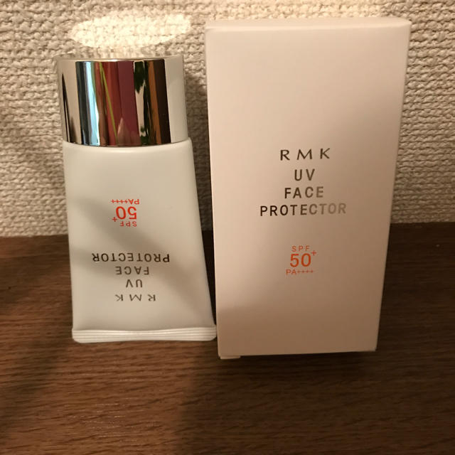 RMK(アールエムケー)の新品 箱つき♡ RMK uv フェイスプロテクター50 下地  日焼け止め コスメ/美容のボディケア(日焼け止め/サンオイル)の商品写真