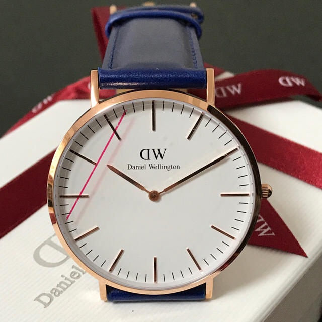 Daniel Wellington(ダニエルウェリントン)の大人気✨アメリカ限定アイテム❗️ダニエルウェリントン 青ベルト✨ユニセックス メンズの時計(腕時計(アナログ))の商品写真