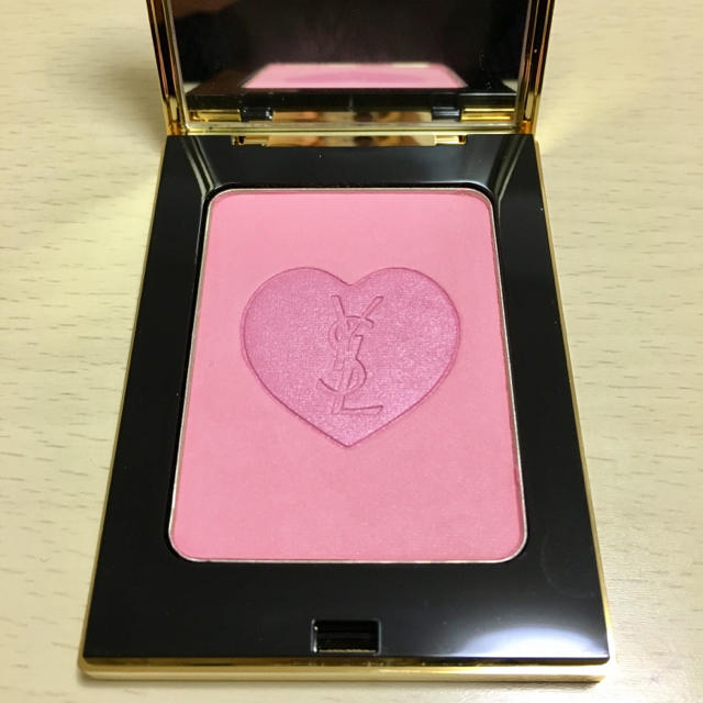 Yves Saint Laurent Beaute(イヴサンローランボーテ)の新品限定♡サンローラン  チーク コスメ/美容のベースメイク/化粧品(チーク)の商品写真