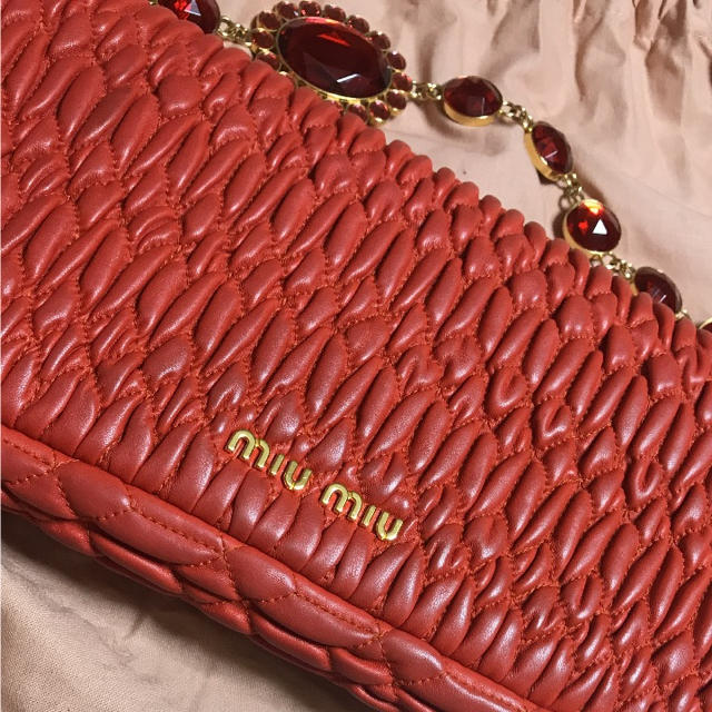 miumiu(ミュウミュウ)のMIUMIU バック レディースのバッグ(ショルダーバッグ)の商品写真