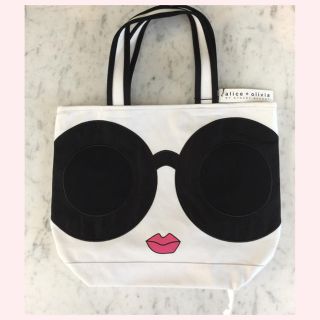 アリスアンドオリビア(Alice+Olivia)の限定品♡新品タグ付♡アンドオリビア♡Alice＋Olivia♡ステイシー♡バッグ(トートバッグ)