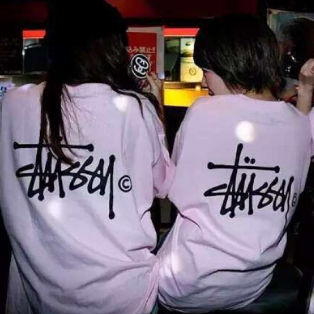 STUSSY(ステューシー)のSTUSSY ロゴTシャツ レディースのトップス(Tシャツ(半袖/袖なし))の商品写真