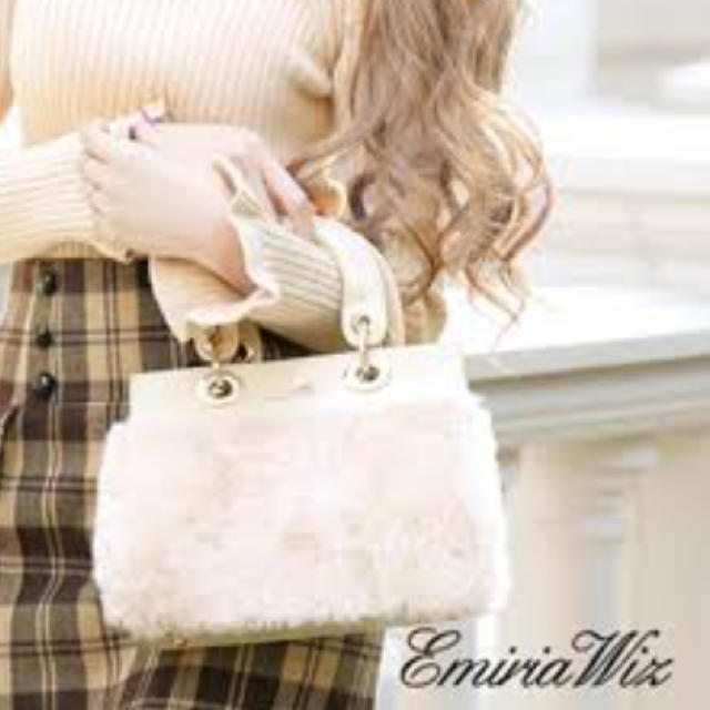 EmiriaWiz(エミリアウィズ)のエミリアウィズ超美品ファーバッグ レディースのバッグ(ハンドバッグ)の商品写真