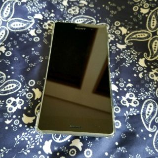 ソニー(SONY)のXperia　z3 sol au 美品　カビ餅様専用(スマートフォン本体)