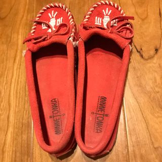 ミネトンカ(Minnetonka)のミネトンカ MINNETONKA モカシン コーラル サンダーバードⅡ(スリッポン/モカシン)