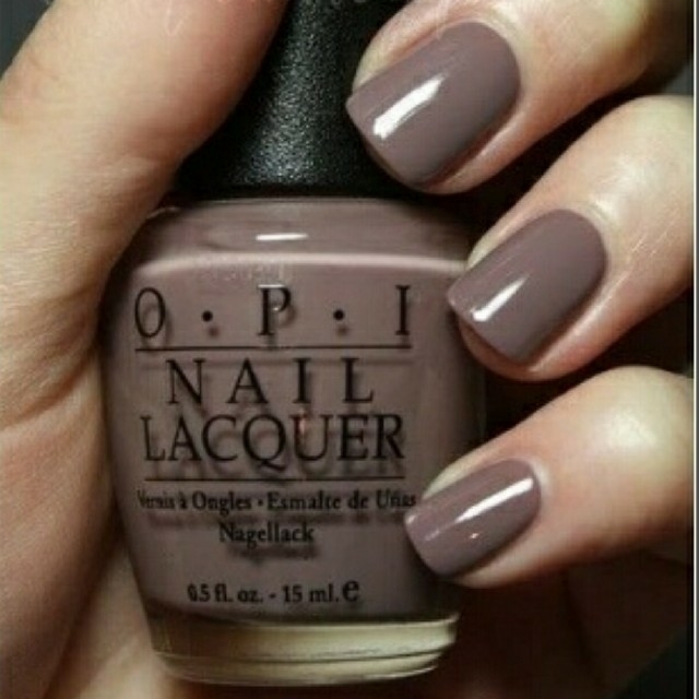 OPI(オーピーアイ)の新品未使用☆OPI☆グレージュ  マニキュア ネイルカラー コスメ/美容のネイル(マニキュア)の商品写真