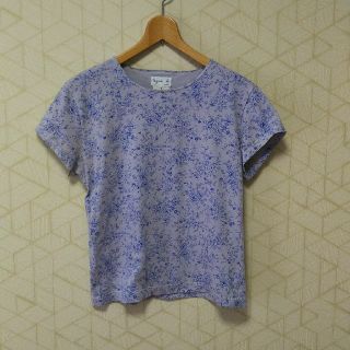 アニエスベー(agnes b.)のagnes b. 小花柄Tシャツ サイズ3 着用あり 状態良好(Tシャツ(半袖/袖なし))