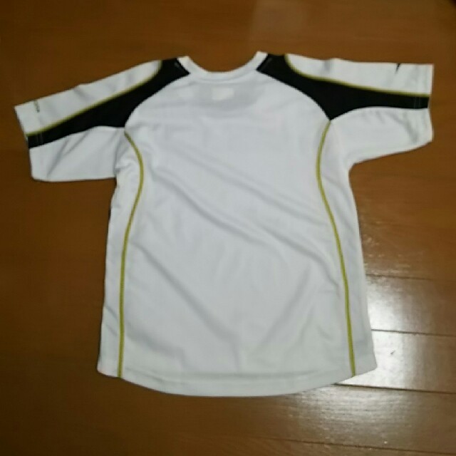 DIADORA(ディアドラ)のDIADORA  130  Tシャツ キッズ/ベビー/マタニティのキッズ服男の子用(90cm~)(Tシャツ/カットソー)の商品写真