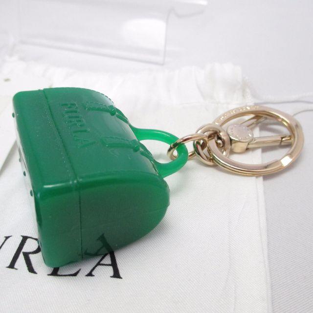 Furla(フルラ)の【正規品・鑑定済】新品　フルラ　キーリング 764891 グリーン×ゴールド レディースのファッション小物(キーホルダー)の商品写真