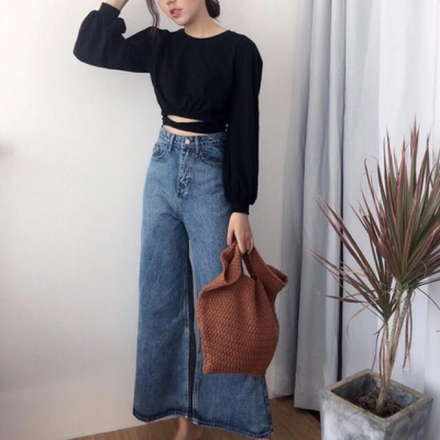 AZUL by moussy(アズールバイマウジー)のSALE ハイウエストワイドデニムパンツ 韓国ファッション  レディースのパンツ(デニム/ジーンズ)の商品写真