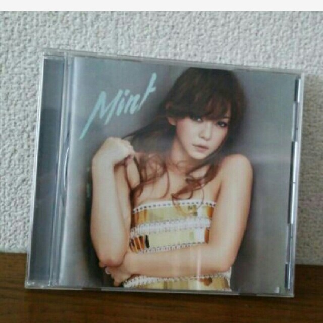 安室奈美恵 Mint CDシングル エンタメ/ホビーのCD(ポップス/ロック(邦楽))の商品写真