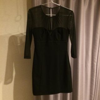 ビーシービージーマックスアズリア(BCBGMAXAZRIA)の☆最終値下げ☆maxandcleo ミニワンピース♡(ミニワンピース)