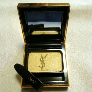 イヴサンローランボーテ(Yves Saint Laurent Beaute)の(未使用）YSLアイシャドー(ゴールド）(アイシャドウ)