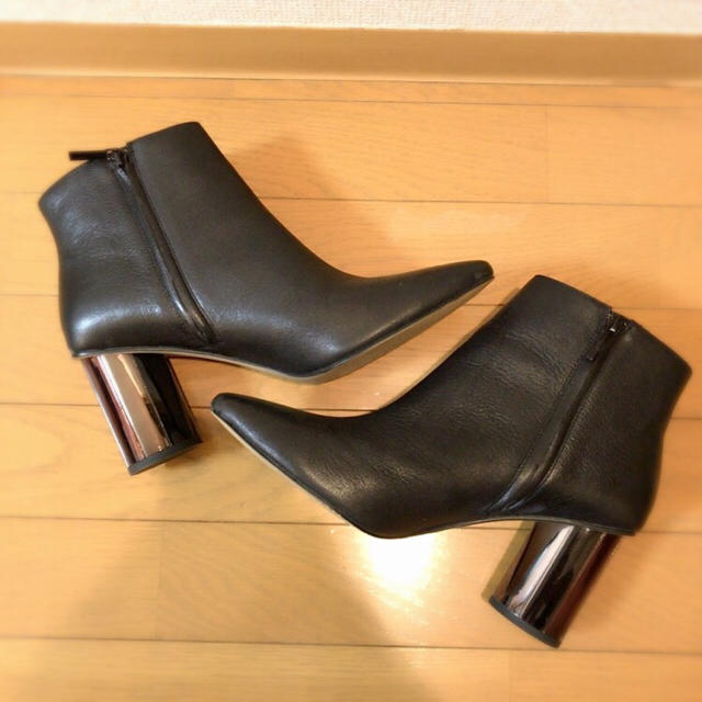 ZARA(ザラ)のZARA ザラ ブーツ 41 パンプス レザー レディースの靴/シューズ(ブーツ)の商品写真