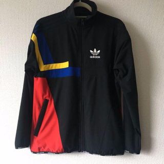 アディダス(adidas)の古着　adidasOriginals　ジャケット(マウンテンパーカー)