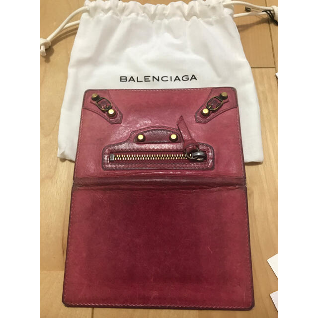 Balenciaga(バレンシアガ)の激安⭐︎バレンシアガ⭐︎鏡付きパスケース⭐︎定期入れ⭐︎完売商品 レディースのファッション小物(名刺入れ/定期入れ)の商品写真