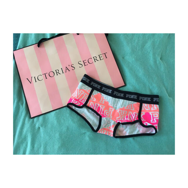 Victoria's Secret(ヴィクトリアズシークレット)の今季新作💗PINK ショーツ パンティ パンツ ヴィクシー レディースの下着/アンダーウェア(ショーツ)の商品写真