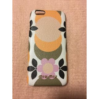 ミュウミュウ iPhone6sの通販 25点 | miumiuを買うならラクマ