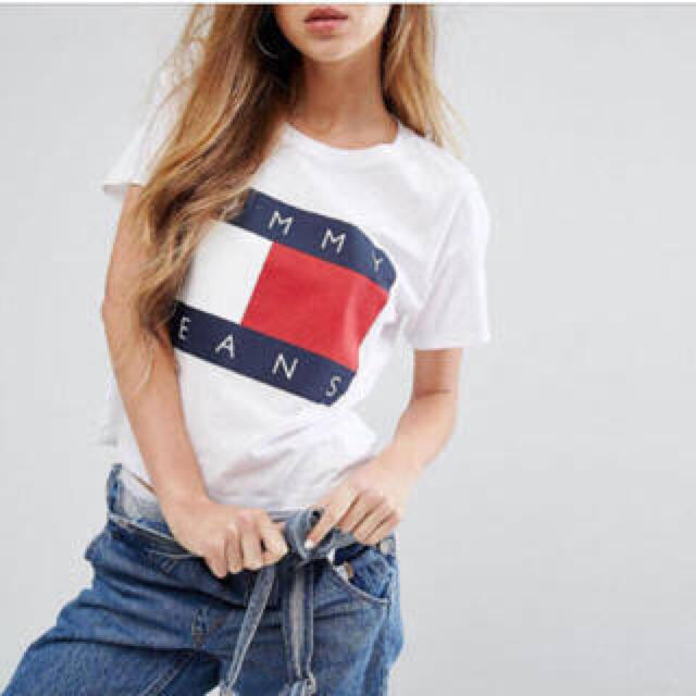 TOMMY HILFIGER(トミーヒルフィガー)のTOMY HILFIGER 大人気 Tシャツ レディースのトップス(Tシャツ(半袖/袖なし))の商品写真