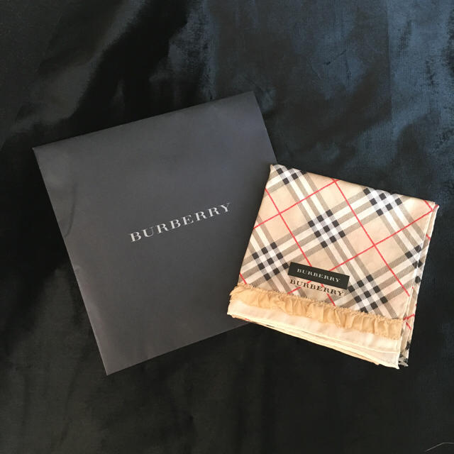 本物 BURBERRY ハンカチーフ