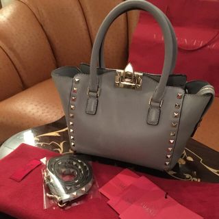 ヴァレンティノ(VALENTINO)のえったん様専用❗️valentnoロックスタッズミニ❣️美品❣️(ショルダーバッグ)