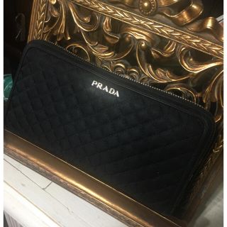 プラダ(PRADA)のプラダ★L字ファスナーキルティング長財布♪(財布)